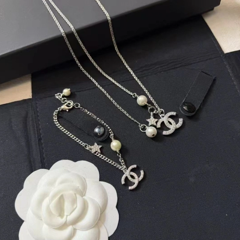 Chxnxl Necklaces Refined 284957