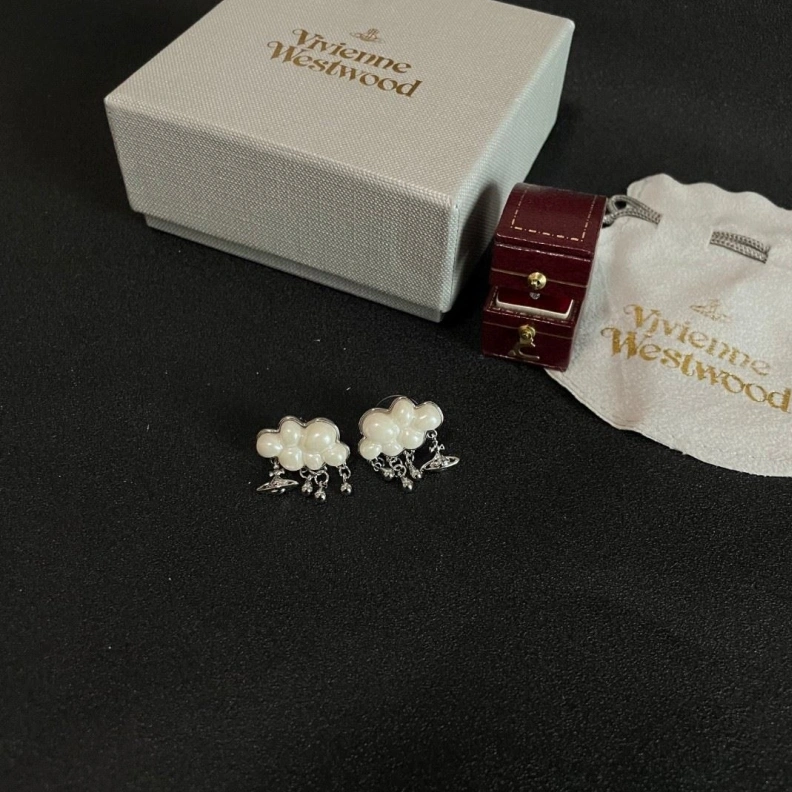 Sophisticated VIVENNE WESTWOOD 312609