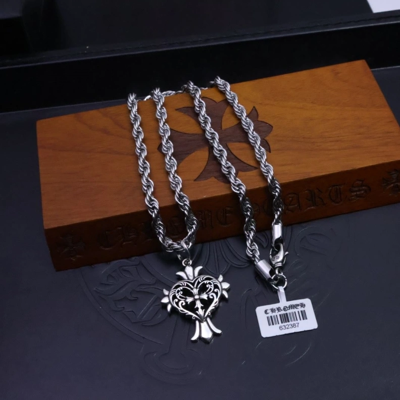 Durable Chrxmx Hxxrts Necklaces 296018