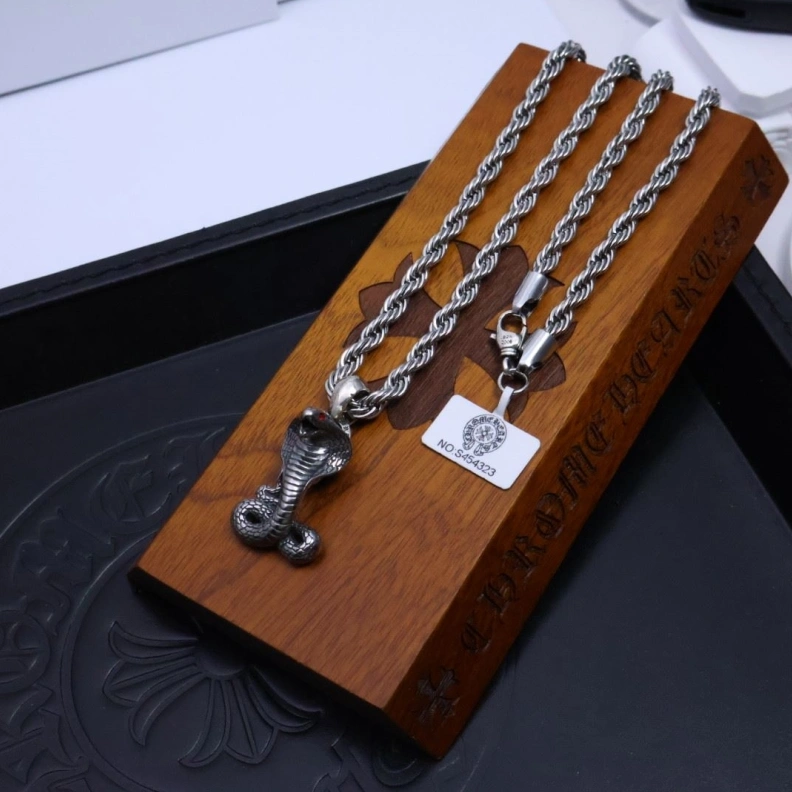 Chrxmx Hxxrts Necklaces Lightweight 296029
