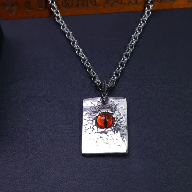 Stylish Chrxmx Hxxrts Necklaces 296010