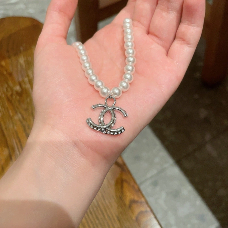 Reliable Chxnxl Necklaces 284943