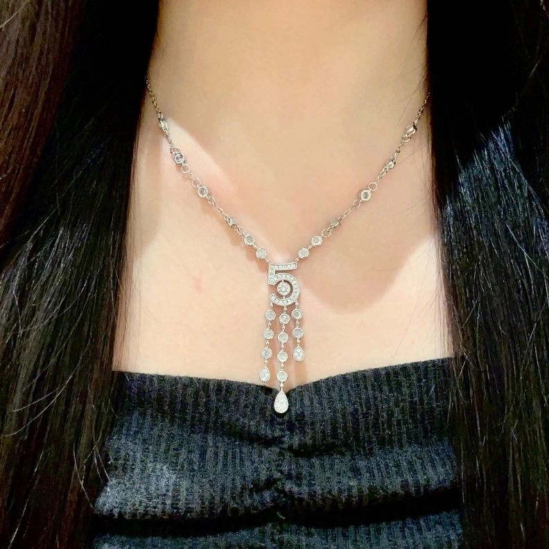 Soft Chxnxl Necklaces 284944