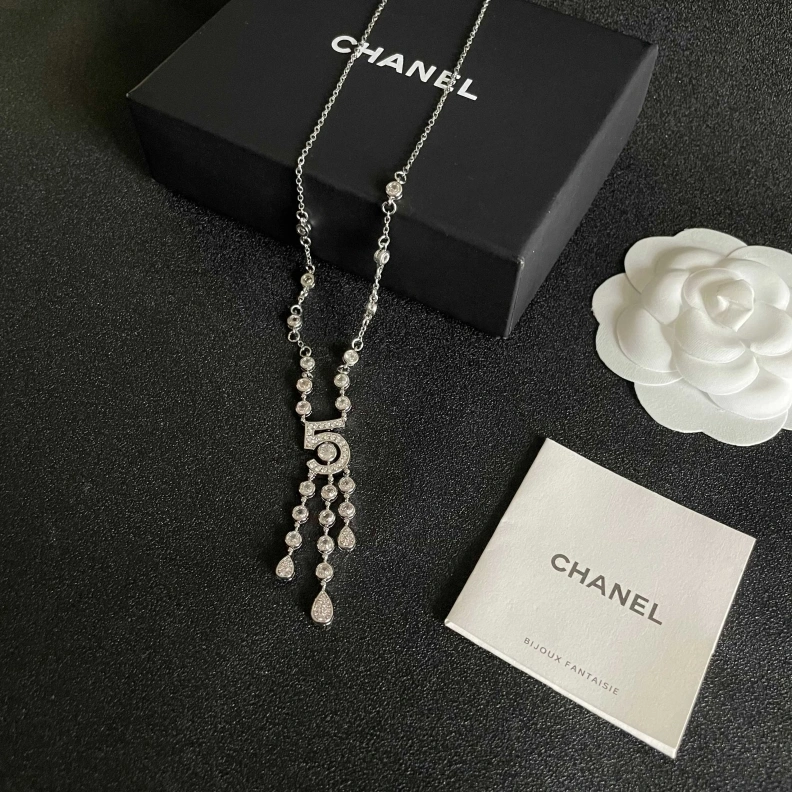 Soft Chxnxl Necklaces 284944