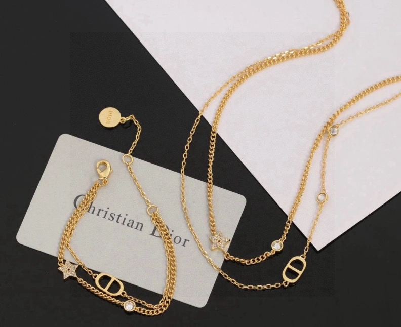 Christian Dxxr Necklaces Sophisticated 293743