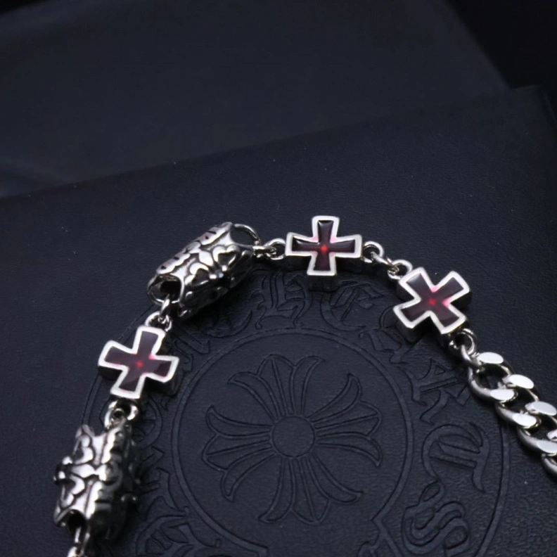 Sleek Chrxmx Hxxrts Necklaces 296011
