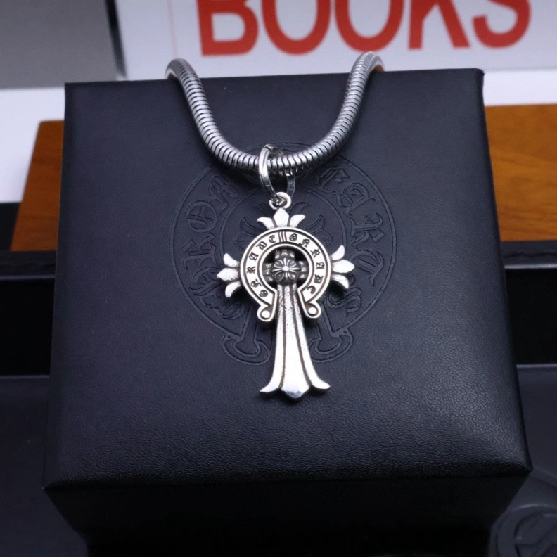 Elegant Chrxmx Hxxrts Necklaces 296008