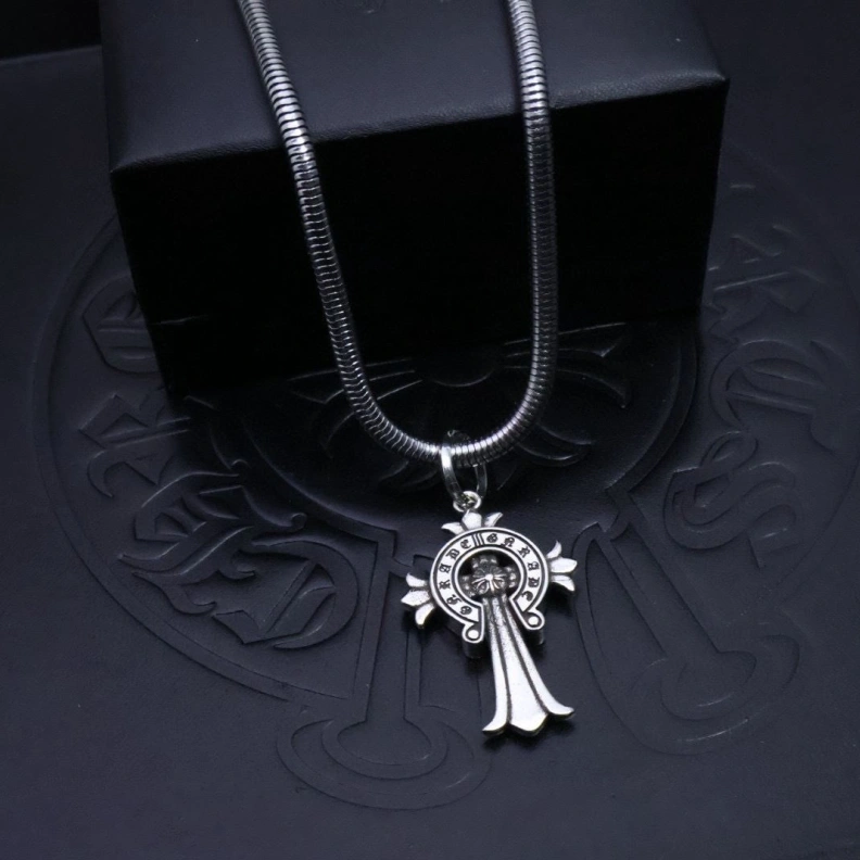Elegant Chrxmx Hxxrts Necklaces 296008