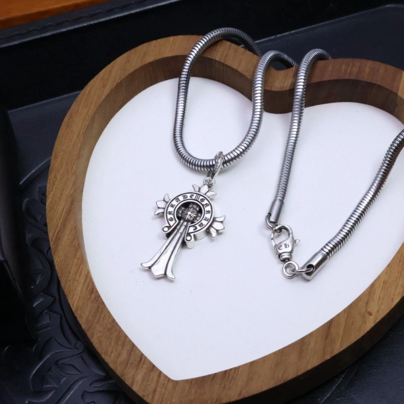 Elegant Chrxmx Hxxrts Necklaces 296008