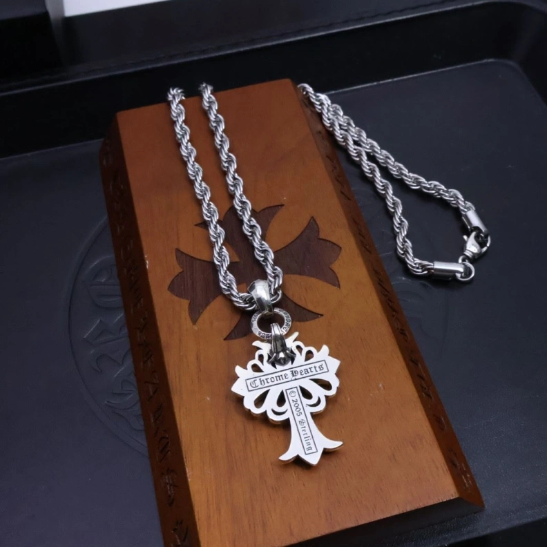 Durable Chrxmx Hxxrts Necklaces 295998