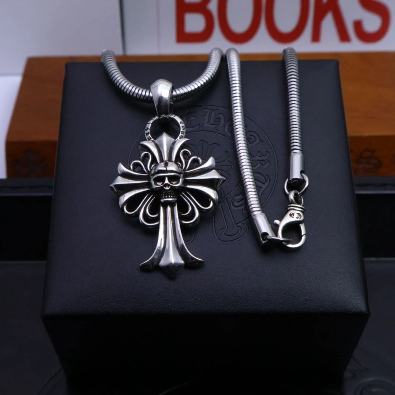 Affordable Chrxmx Hxxrts Necklaces 295991