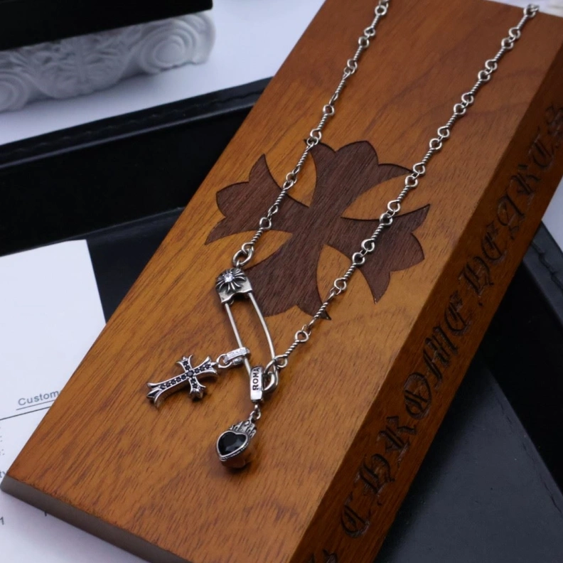 Bold Chrxmx Hxxrts Necklaces 295982