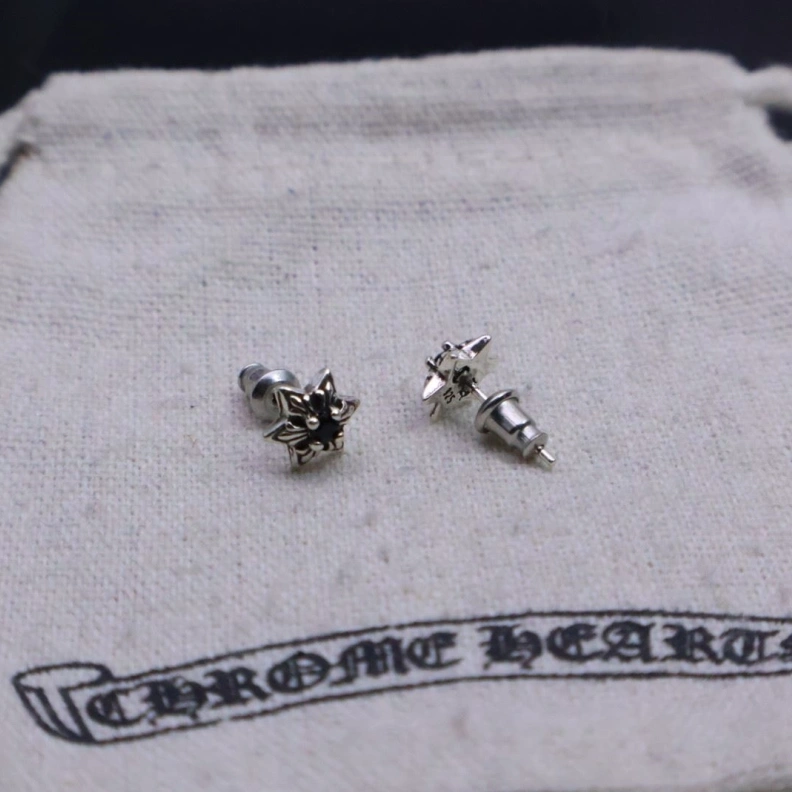 Chrxmx Hxxrts Earrings EasyMatch 296229