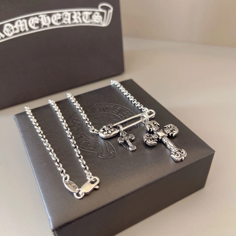 Chrxmx Hxxrts Necklaces Lightweight 295981