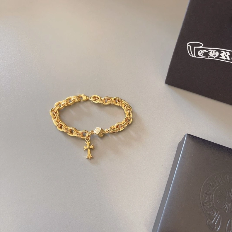 EasyMatch Chrxmx Hxxrts Bracelets 296461