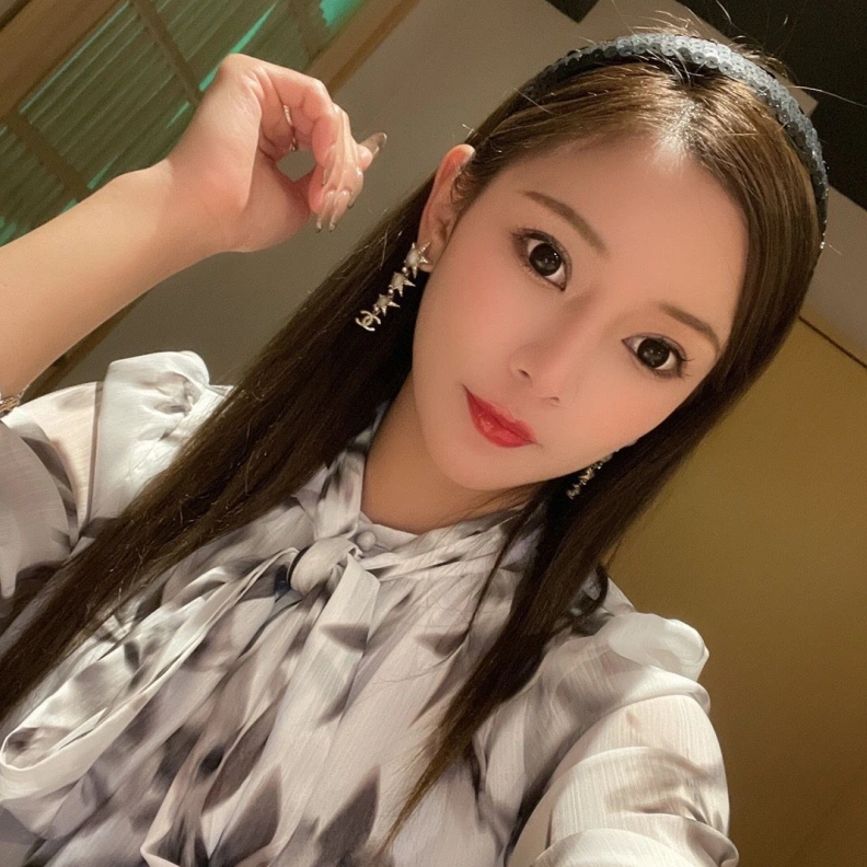 HighQuality Chxnxl Earrings 284287