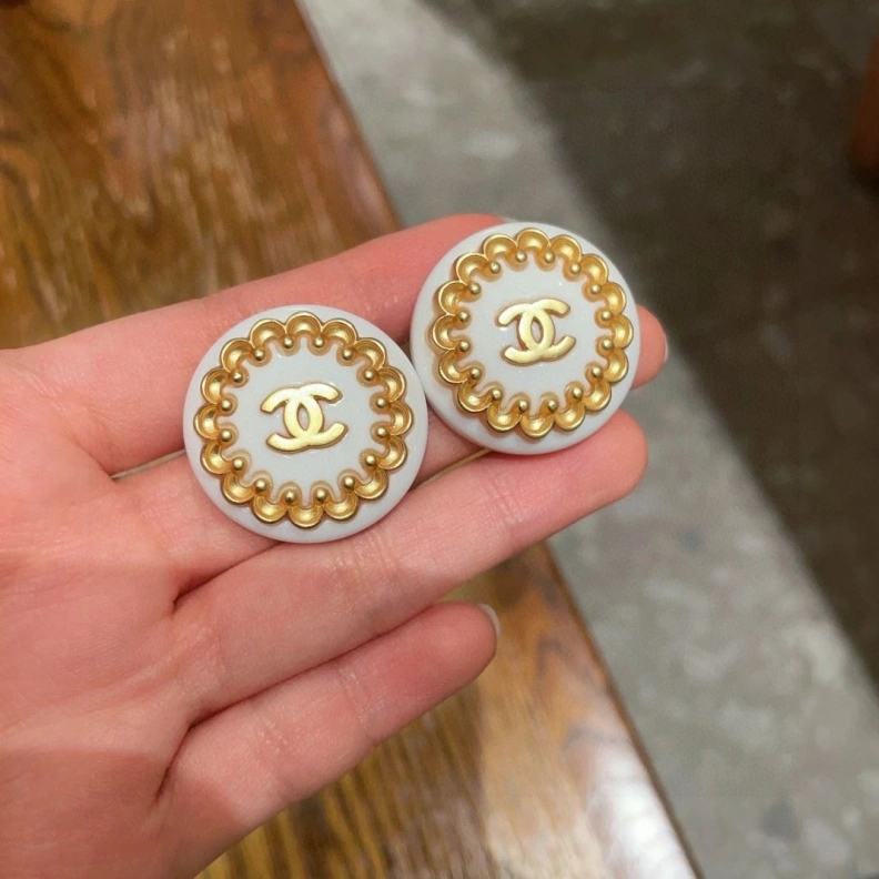 Sleek Chxnxl Earrings 284280