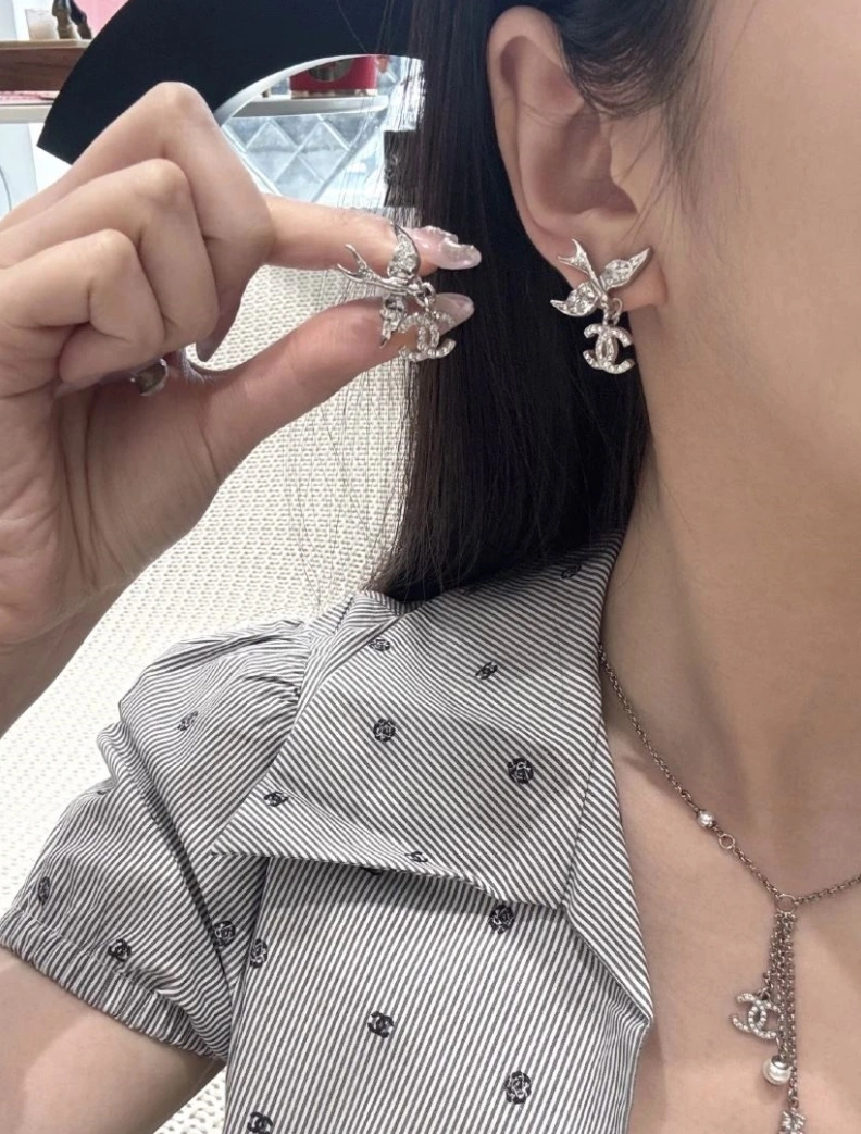 Modern Chxnxl Earrings 287555