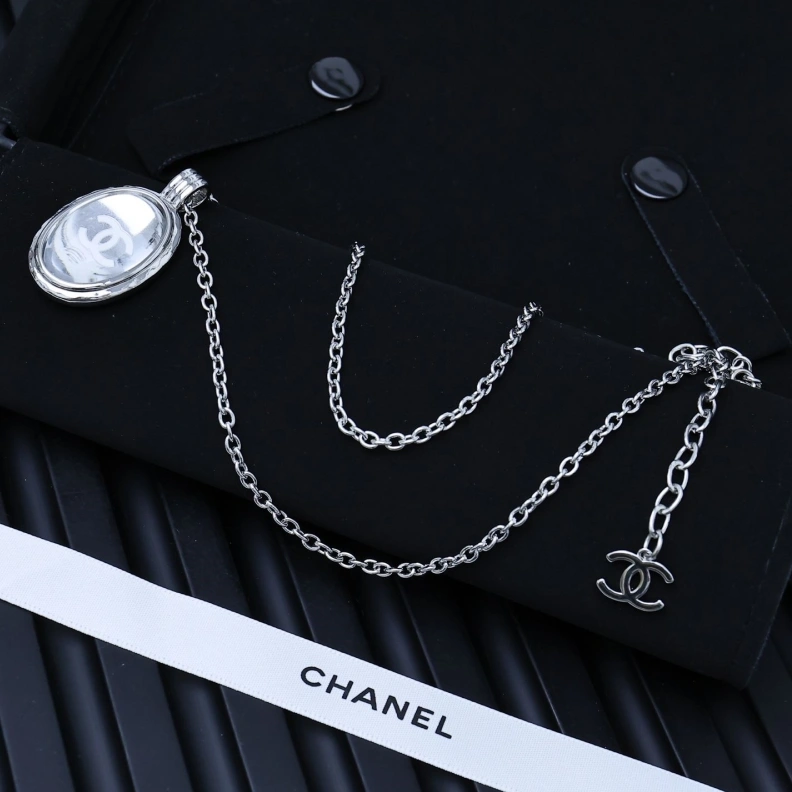 Chxnxl Necklaces Sleek 284935