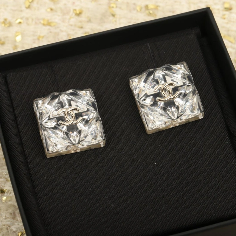 Comfortable Chxnxl Earrings 284269