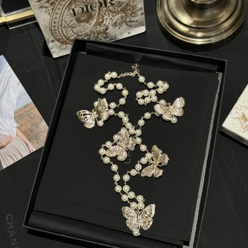 Sophisticated Christian Dxxr Necklaces 293733