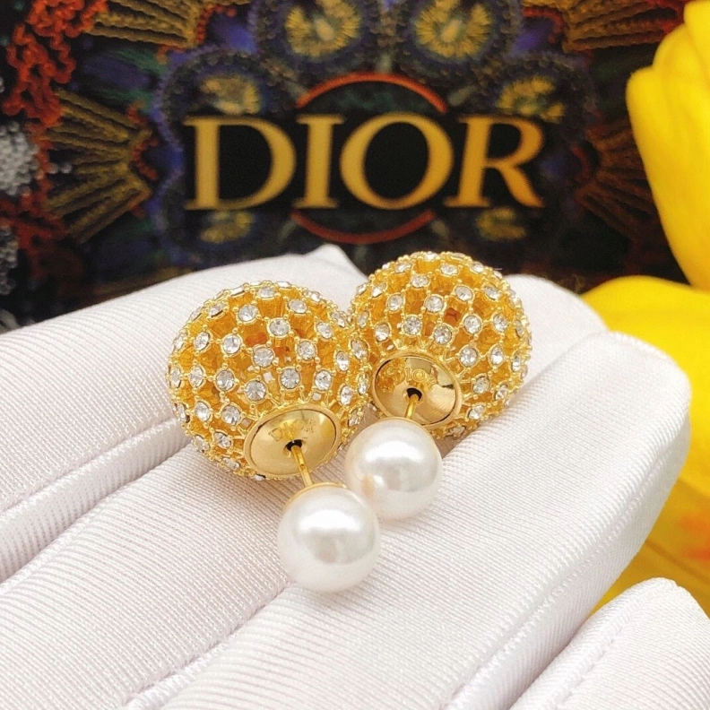 Practical Christian Dxxr Earrings 293886