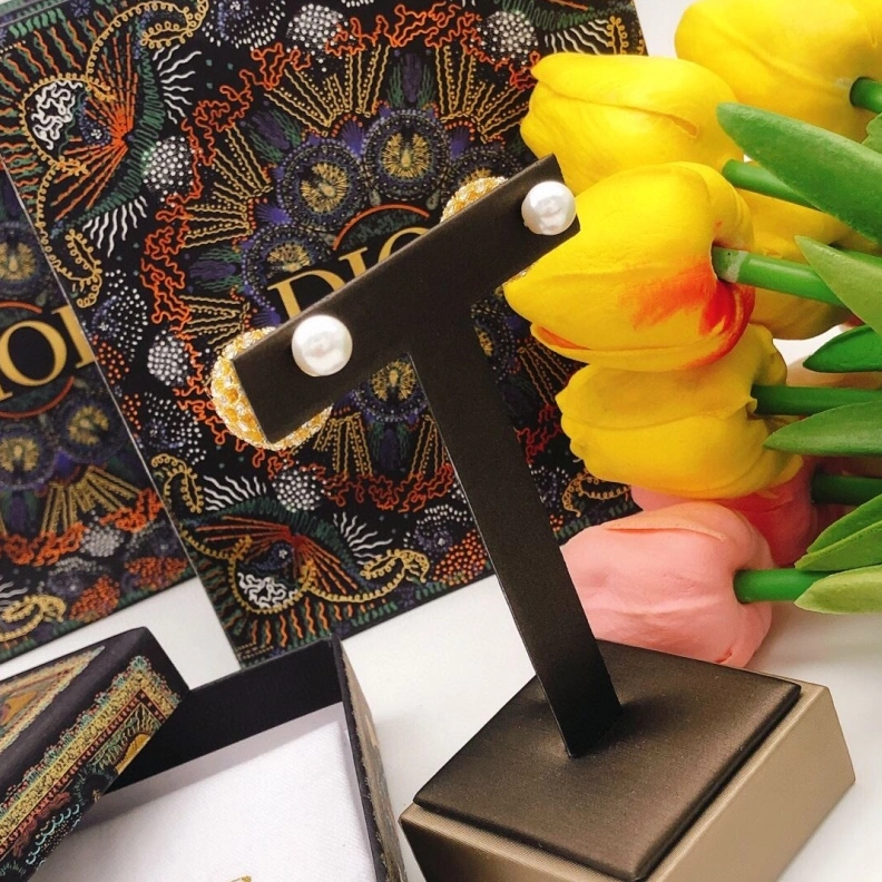 Practical Christian Dxxr Earrings 293886