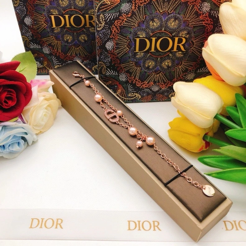 Compact Christian Dxxr Bracelets 294011