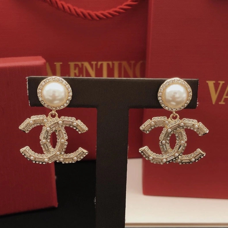 Vibrant Chxnxl Earrings 284261