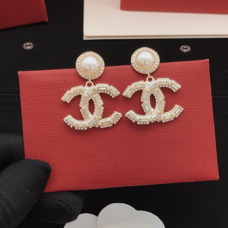 Vibrant Chxnxl Earrings 284261