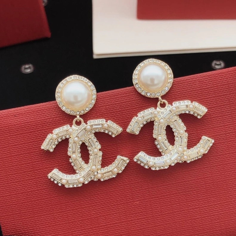Vibrant Chxnxl Earrings 284261