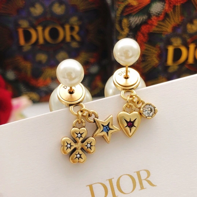 Classic Christian Dxxr Earrings 293878