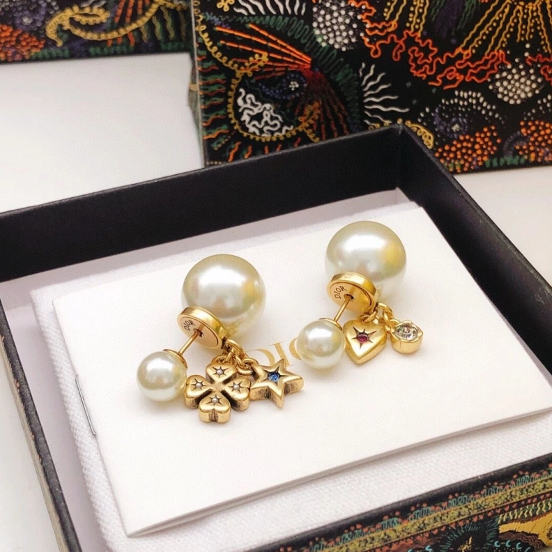 Classic Christian Dxxr Earrings 293878