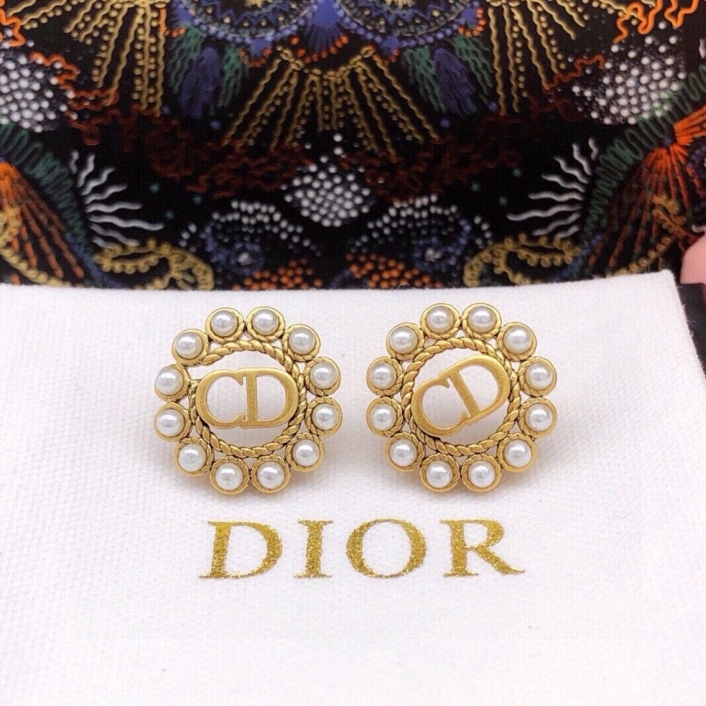 Lightweight Christian Dxxr Earrings 293866