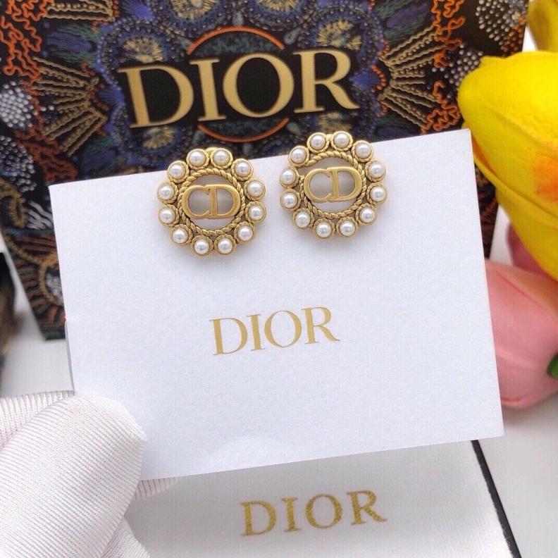 Lightweight Christian Dxxr Earrings 293866