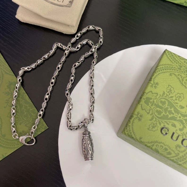Elegant Gxccx Necklaces 302031