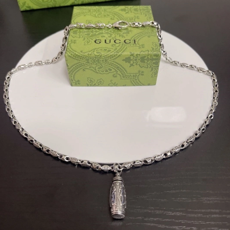 Elegant Gxccx Necklaces 302031