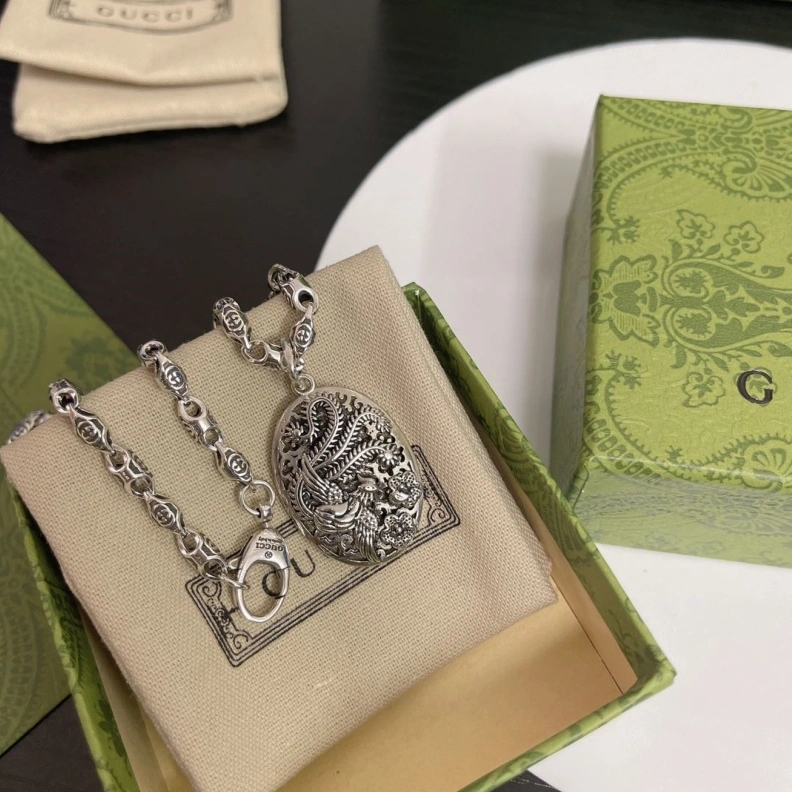 Sophisticated Gxccx Necklaces 302030