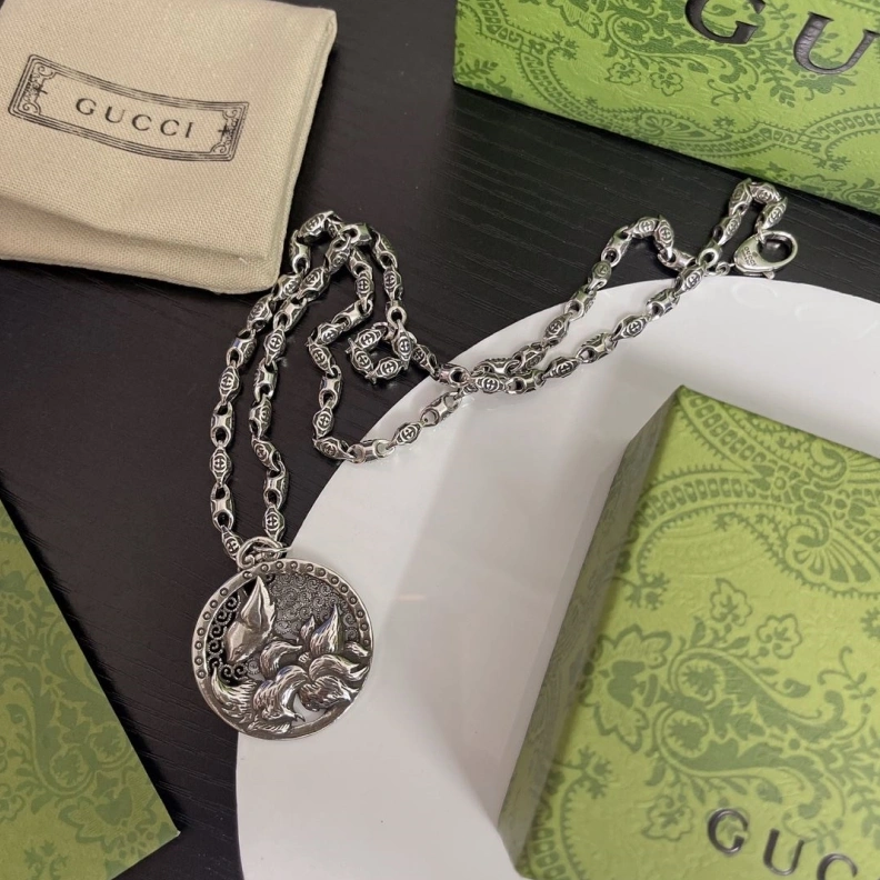 Gxccx Necklaces EyeCatching 302024