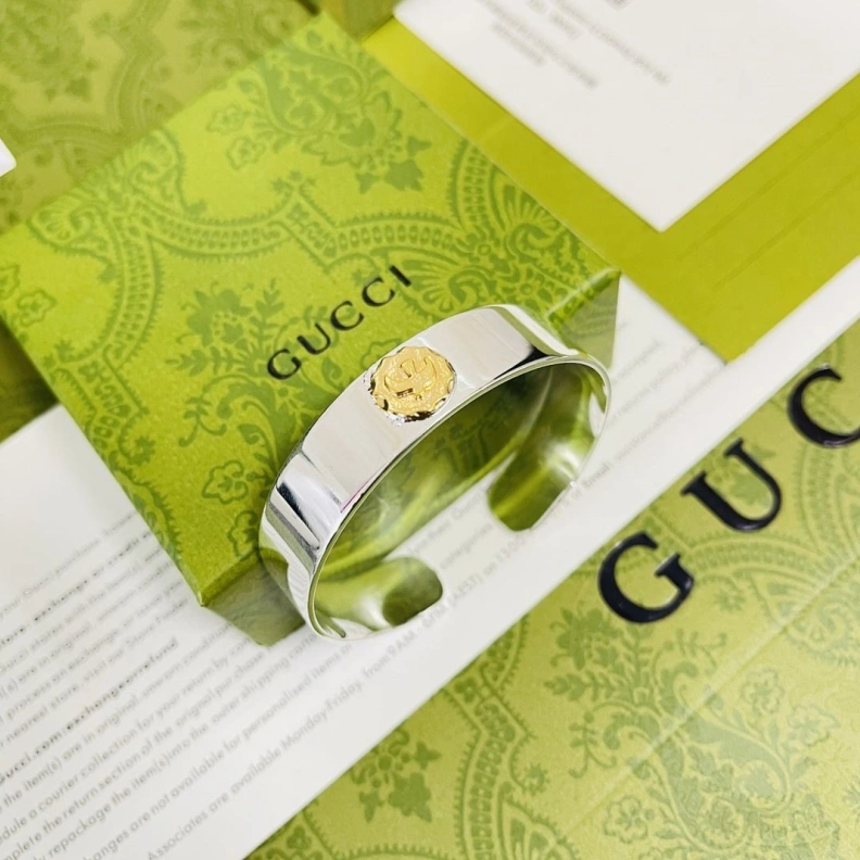 Fashionable Gxccx Bracelets 302305