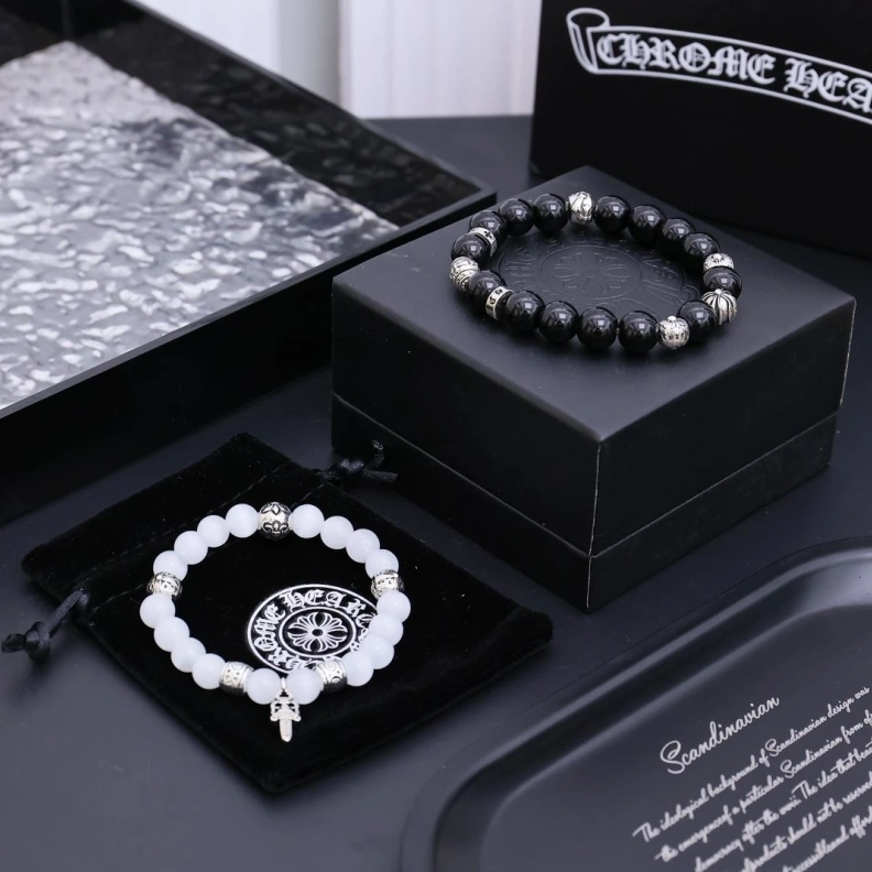 Fashionable Chrxmx Hxxrts Bracelets 296452