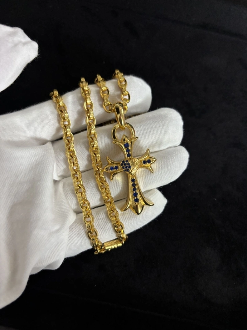 Bright Chrxmx Hxxrts Necklaces 295971