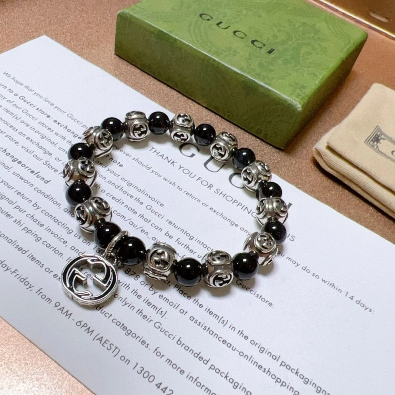 Fashionable Gxccx Bracelets 302311
