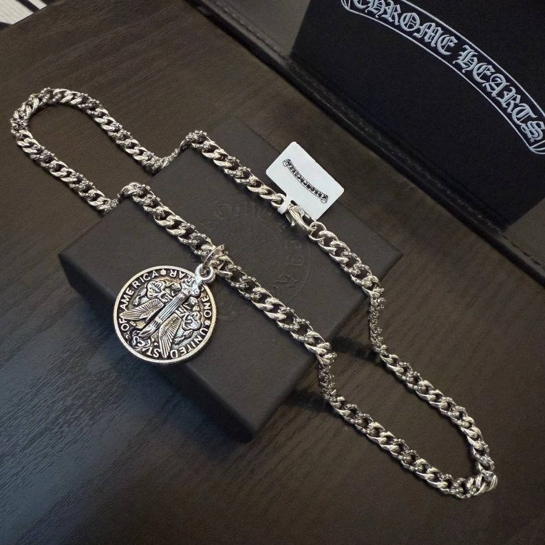 Elegant Chrxmx Hxxrts Necklaces 295964