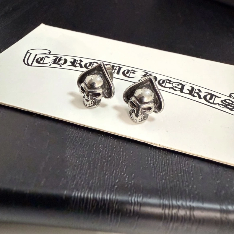 Sophisticated Chrxmx Hxxrts Earrings 296222
