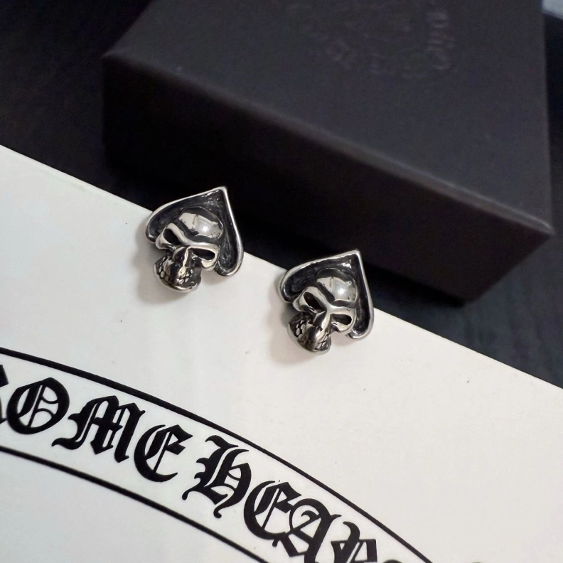 Sophisticated Chrxmx Hxxrts Earrings 296222