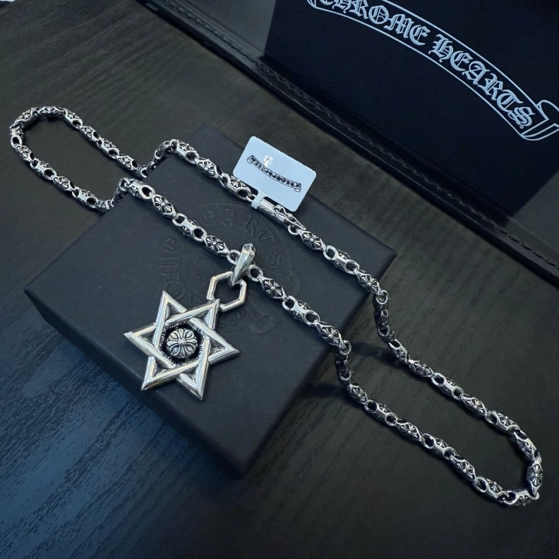 HighQuality Chrxmx Hxxrts Necklaces 295977