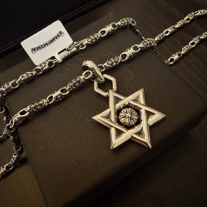 HighQuality Chrxmx Hxxrts Necklaces 295977