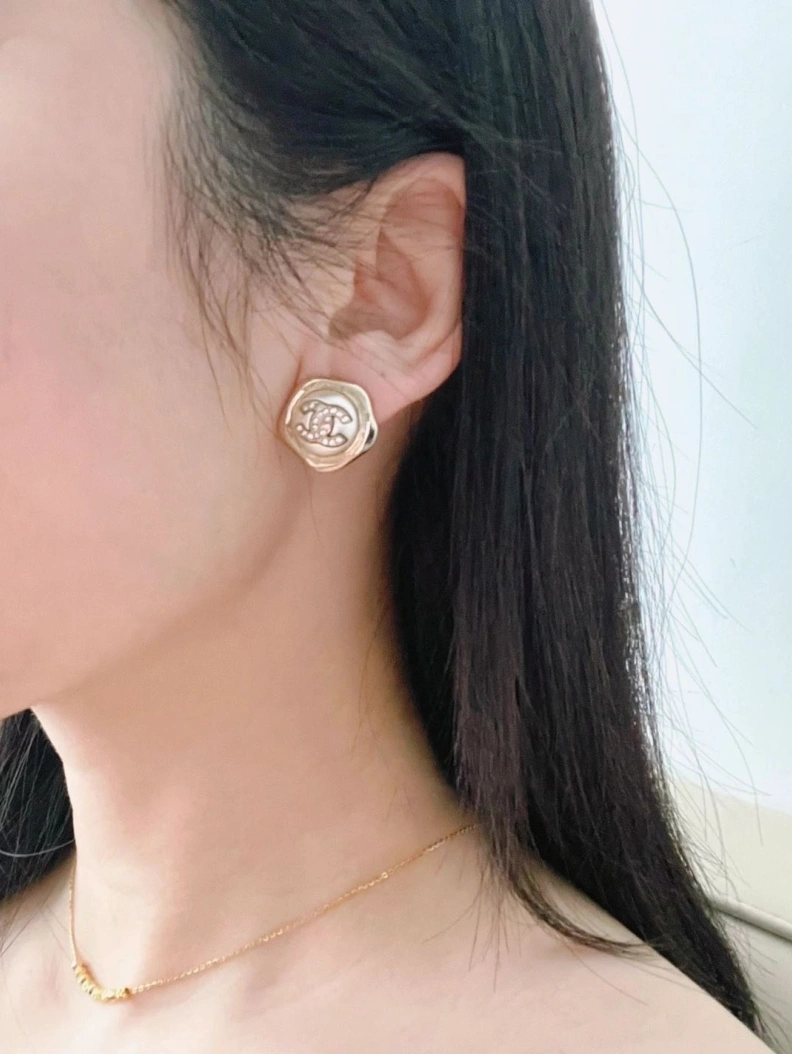 Cozy Chxnxl Earrings 284260