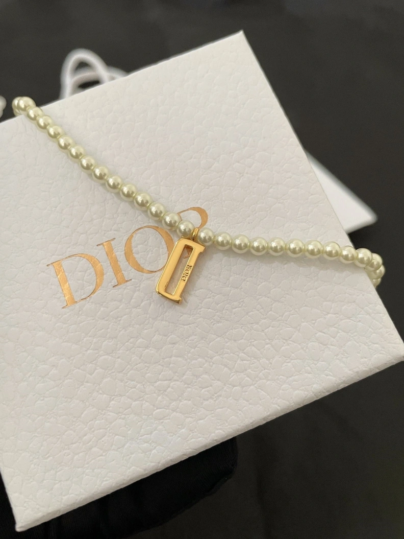 Christian Dxxr Necklaces Minimalist 293730